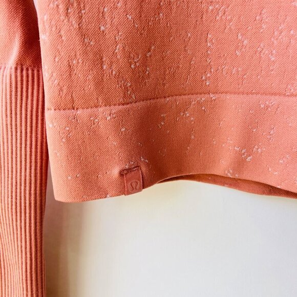 Lululemon Restless crop half zip long sleeves top, blush, Size 2 J149 - Picture 10 of 10